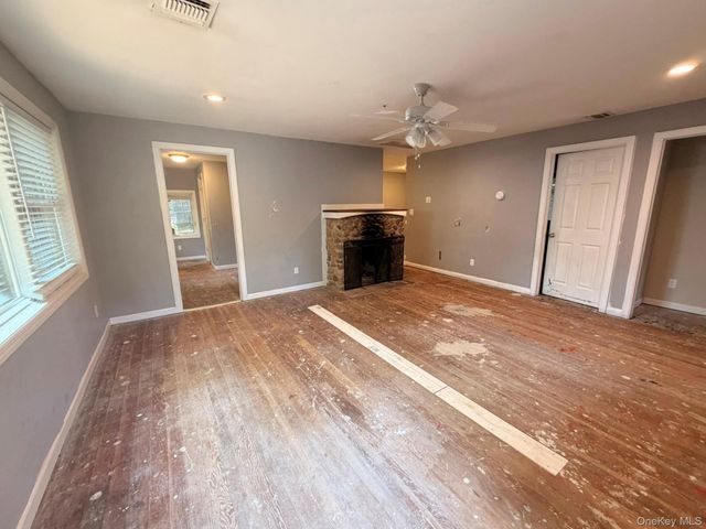 93 Lynbrook Drive, Sound Beach, NY 11789
