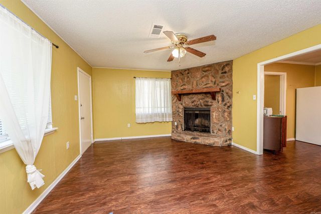 5020 Lynn Lane, North Little Rock, AR 72118