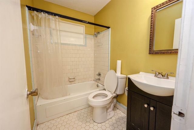 5020 Lynn Lane, North Little Rock, AR 72118