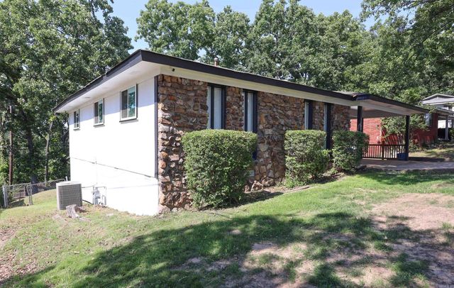 5020 Lynn Lane, North Little Rock, AR 72118