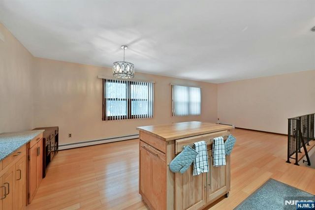 27 Beech Street, Hillsdale, NJ 07642