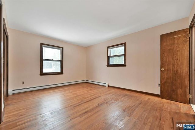 27 Beech Street, Hillsdale, NJ 07642