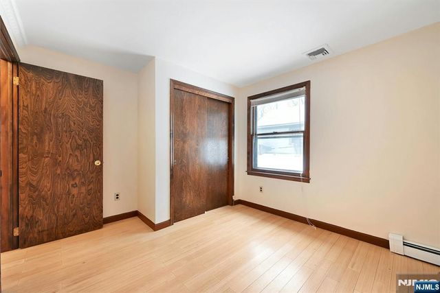 27 Beech Street, Hillsdale, NJ 07642