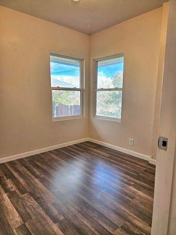 4243 Shasta Way, Klamath Falls, OR 97603