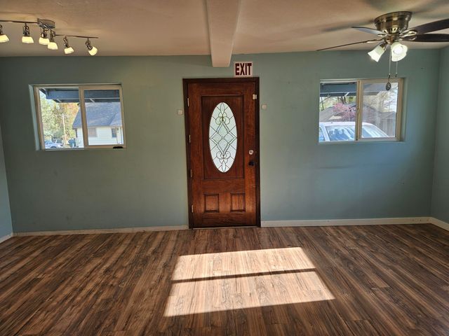 4243 Shasta Way, Klamath Falls, OR 97603