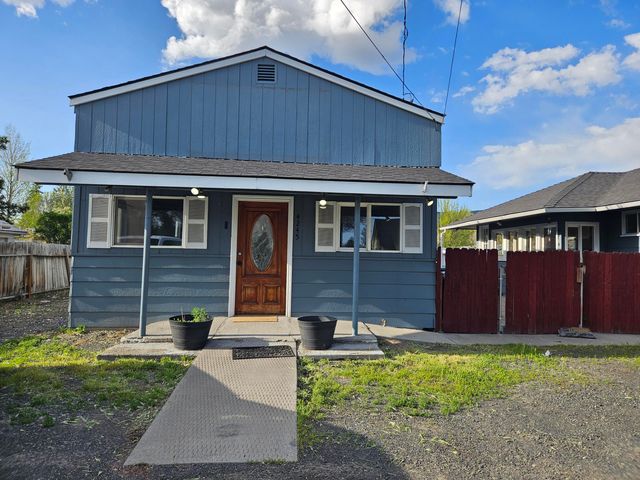 4243 Shasta Way, Klamath Falls, OR 97603
