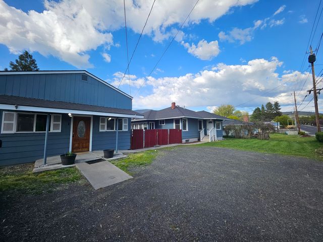4243 Shasta Way, Klamath Falls, OR 97603