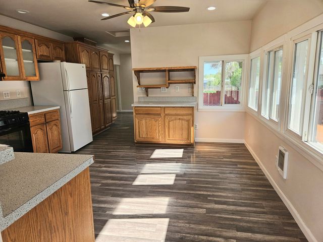 4243 Shasta Way, Klamath Falls, OR 97603