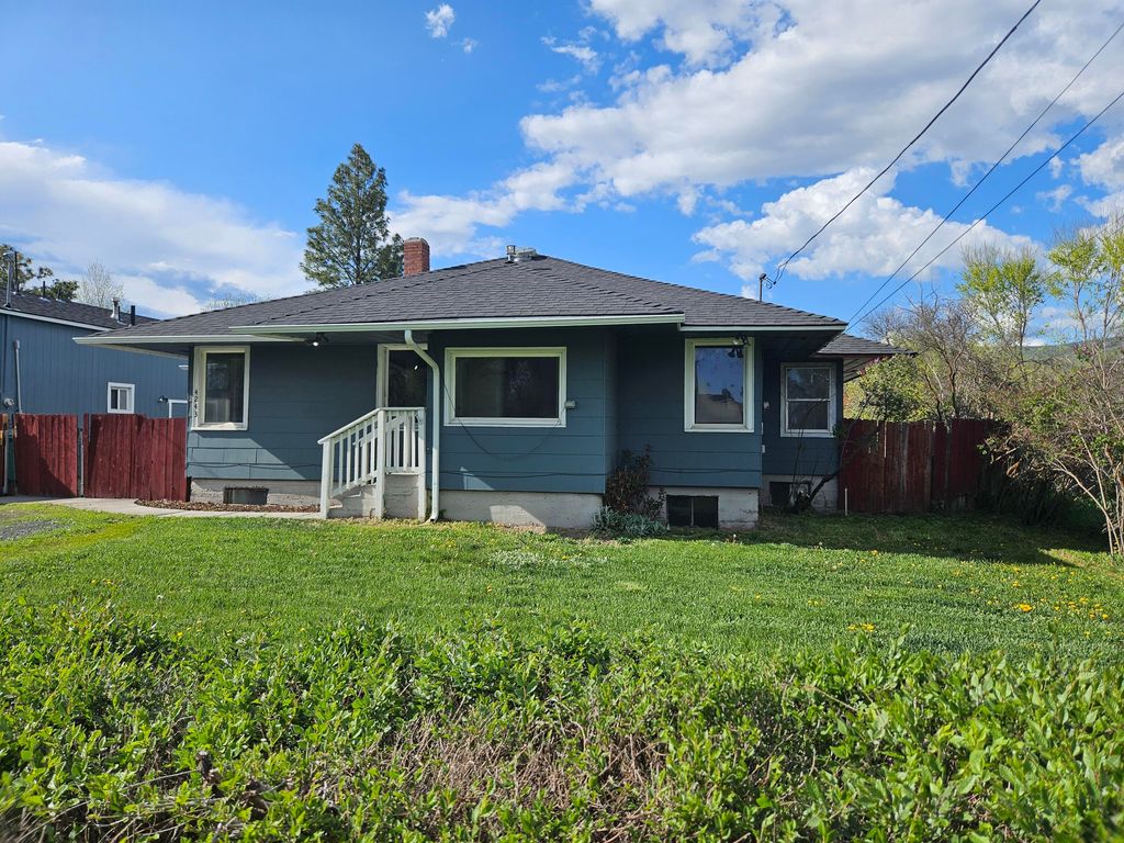 4243 Shasta Way, Klamath Falls, OR 97603
