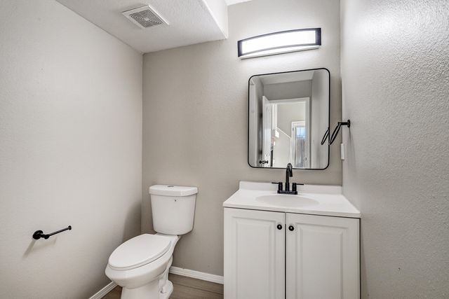 2327 Maiden Grass Road NW, Albuquerque, NM 87120