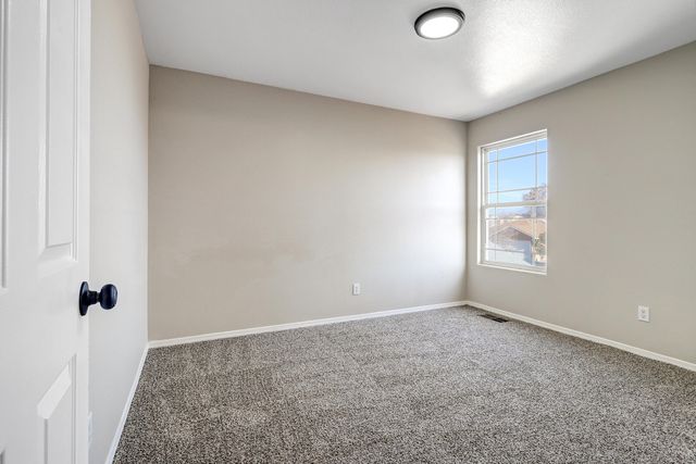 2327 Maiden Grass Road NW, Albuquerque, NM 87120