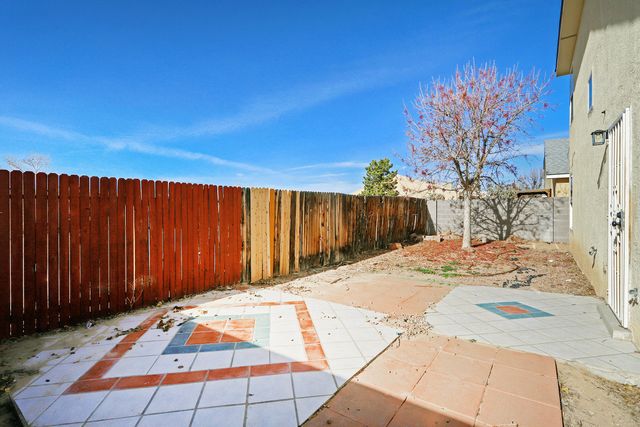 2327 Maiden Grass Road NW, Albuquerque, NM 87120