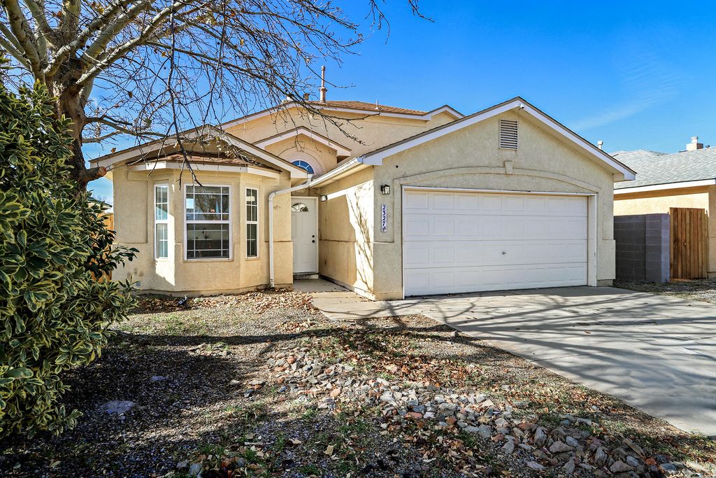 2327 Maiden Grass Road NW, Albuquerque, NM 87120