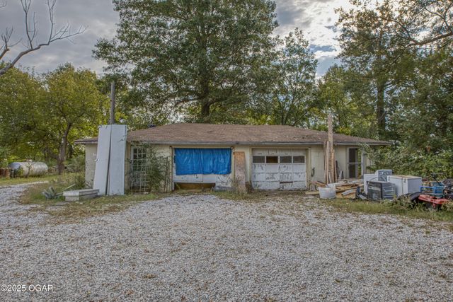 2859 Highway 59, Diamond, MO 64840