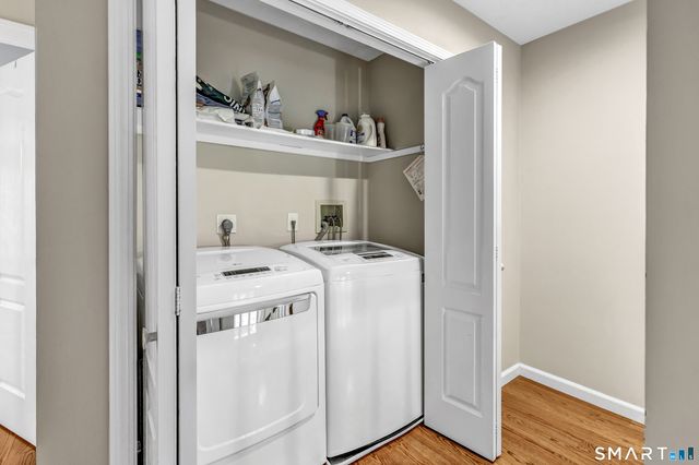 143 Governor Trumbull Way 143, Trumbull, CT 06611