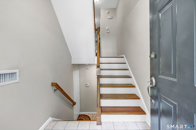 143 Governor Trumbull Way 143, Trumbull, CT 06611