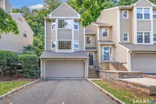 143 Governor Trumbull Way 143, Trumbull, CT 06611