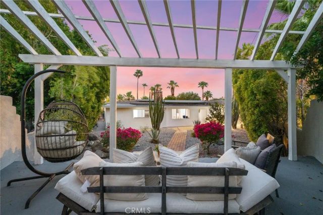 2553 N Cardillo Avenue, Palm Springs, CA 92262