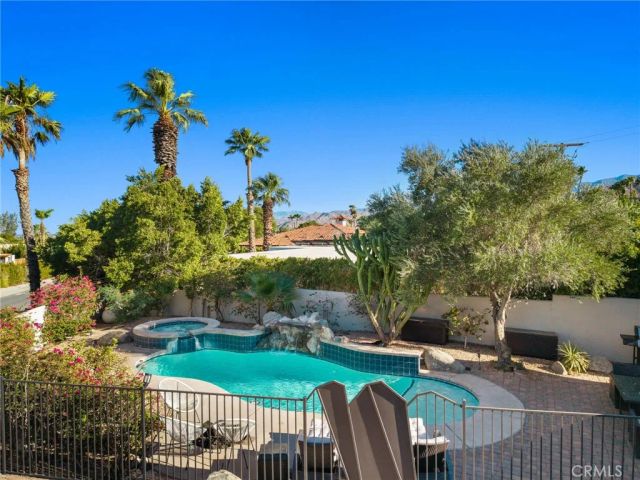 2553 N Cardillo Avenue, Palm Springs, CA 92262