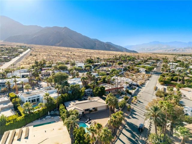 2553 N Cardillo Avenue, Palm Springs, CA 92262
