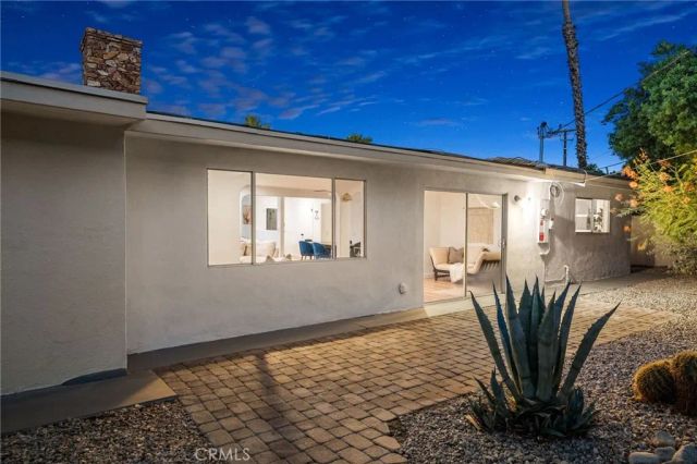 2553 N Cardillo Avenue, Palm Springs, CA 92262