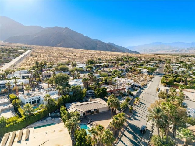 2553 N Cardillo Avenue, Palm Springs, CA 92262