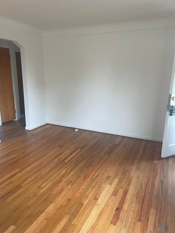 3604 Walnut Street, Dearborn City, MI 48124