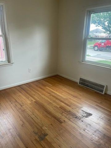 3604 Walnut Street, Dearborn City, MI 48124