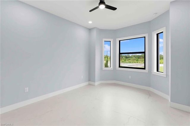 5288 40th ST NE, Naples, FL 34120