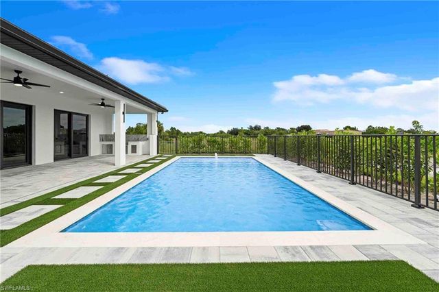 5288 40th ST NE, Naples, FL 34120