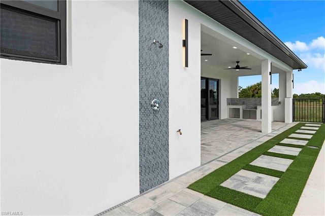 5288 40th ST NE, Naples, FL 34120