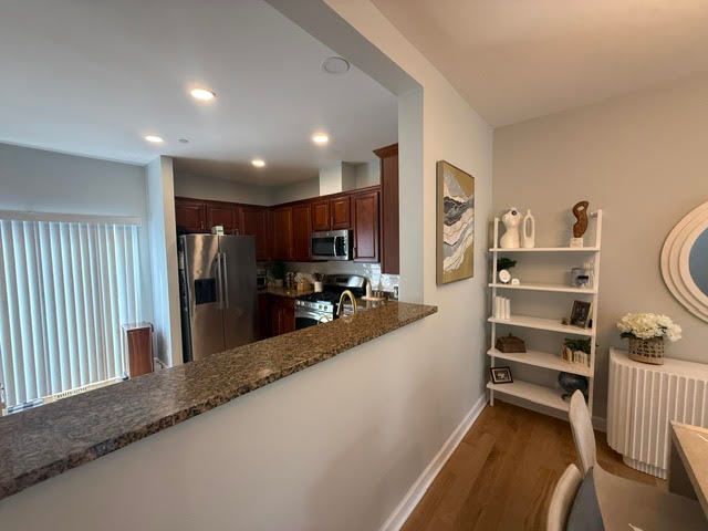 779 SANBORN Street, Des Plaines, IL 60016