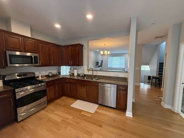 779 SANBORN Street, Des Plaines, IL 60016
