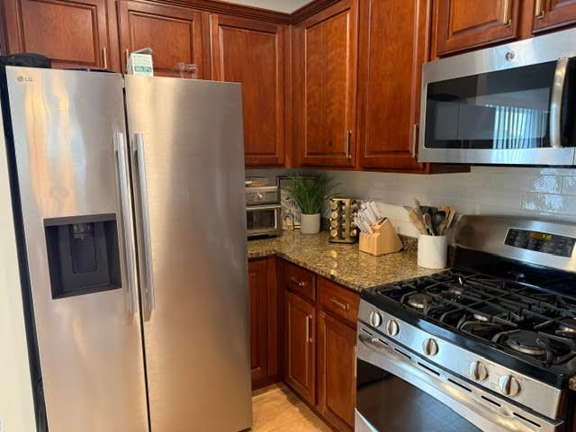 779 SANBORN Street, Des Plaines, IL 60016