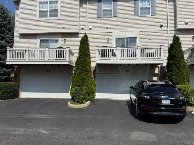 779 SANBORN Street, Des Plaines, IL 60016