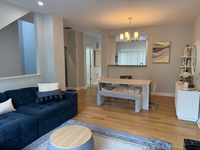 779 SANBORN Street, Des Plaines, IL 60016