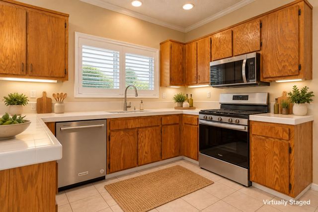 1065 Las Padres Terrace, Union City, CA 94587