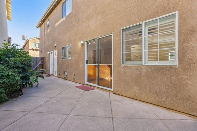 1065 Las Padres Terrace, Union City, CA 94587