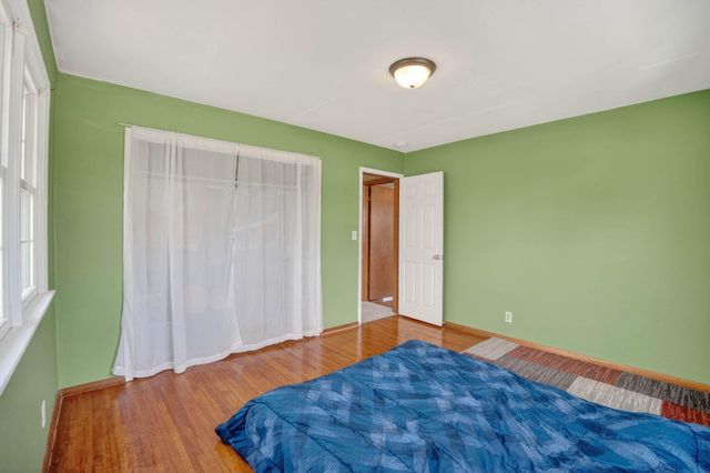 1543 Lyon Avenue, Waterloo, IA 50702