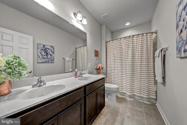 43917 MARITIME SONG TER, Leesburg, VA 20176