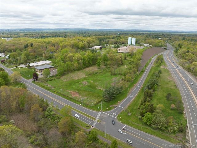 1555 Tolland Turnpike, Manchester, CT 06042