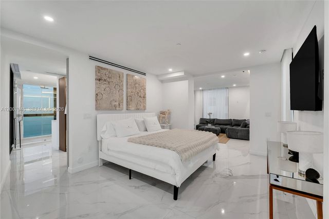 11 Century Ln, Miami Beach, FL 33139