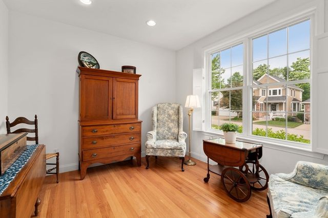 17 Rose Court Way 17, Walpole, MA 02032