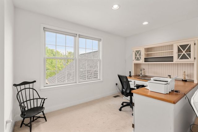 17 Rose Court Way 17, Walpole, MA 02032