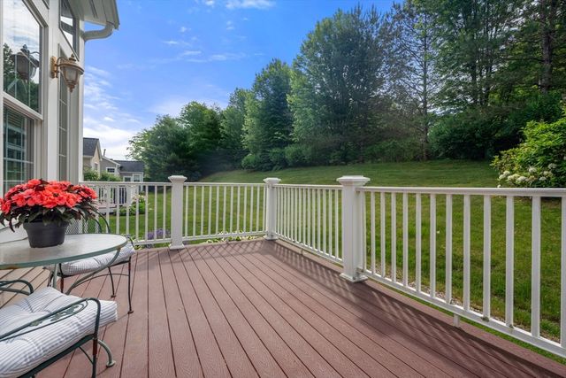 17 Rose Court Way 17, Walpole, MA 02032