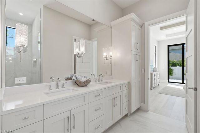1102 9th AVE N, Naples, FL 34102