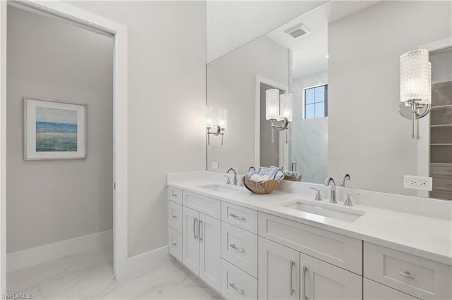 1102 9th AVE N, Naples, FL 34102
