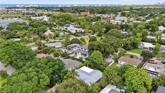 1102 9th AVE N, Naples, FL 34102