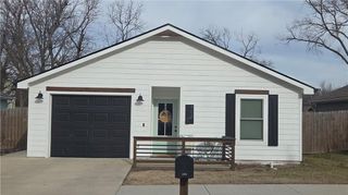 408 Lincoln Avenue, Osawatomie, KS 66064