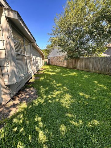 16310 Calistoga Court, Houston, TX 77053